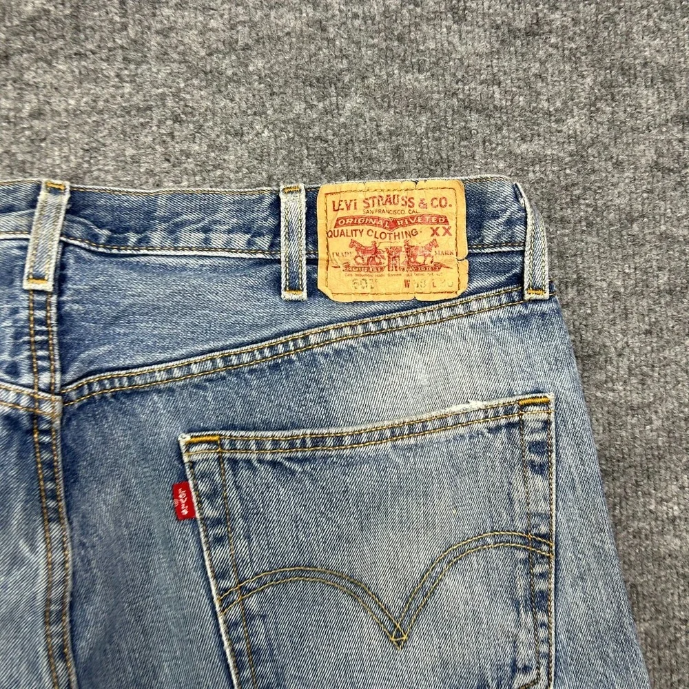 Levi's 501 Straight Jeans Men's Black Denim‎ Button Fly Classic 37X30 - Flaws
